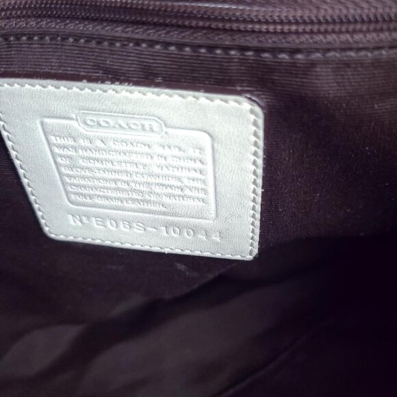 COACH Large Hobo Shoulder Bag in ivory/white - Picture 9 of 11